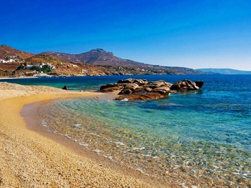 Mykonian Breeze