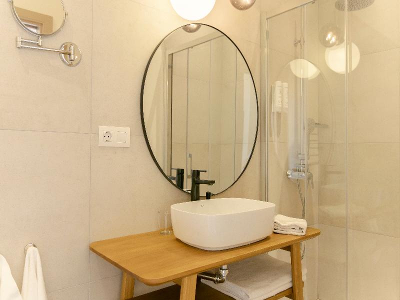 VEINTIUNO Emblematic Hotels by Airnest image