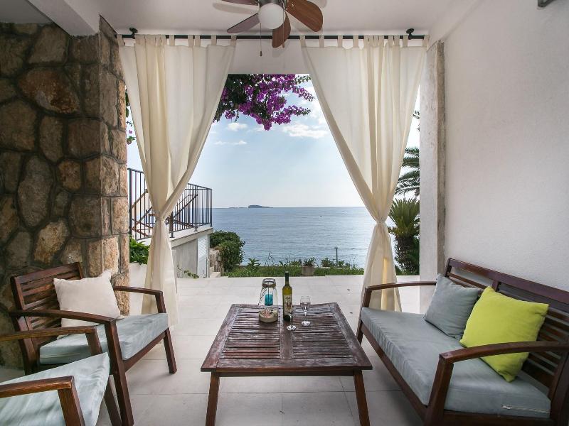 Apartments Villa Mirjana image