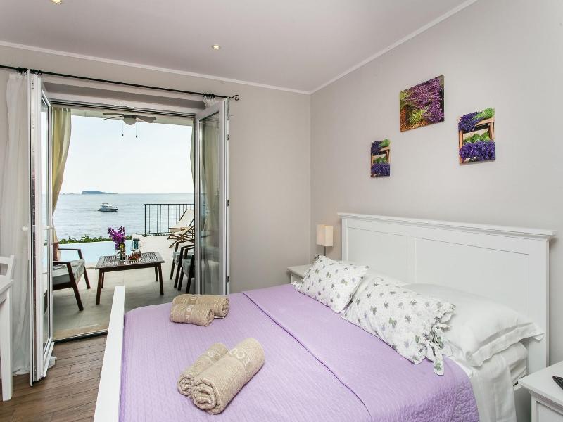 Apartments Villa Mirjana image