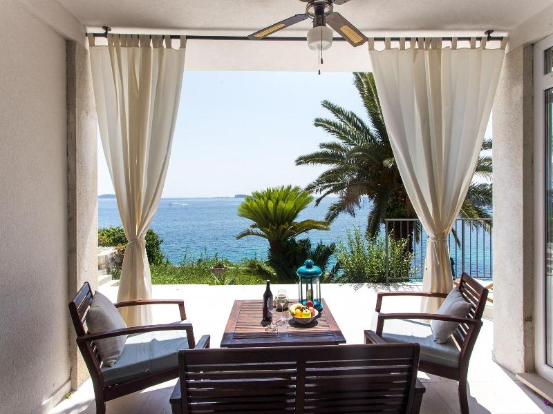 Apartments Villa Mirjana image