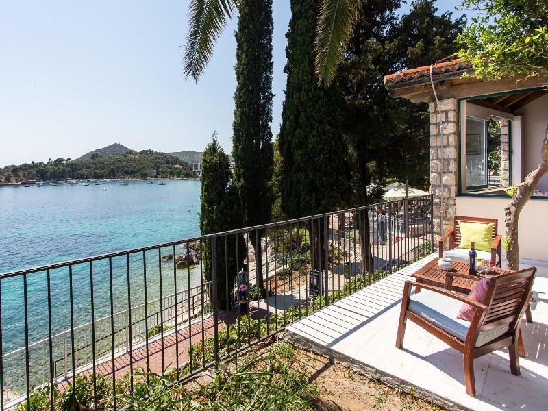 Apartments Villa Mirjana image