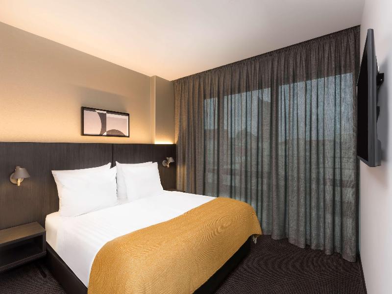 Adina Apartment Hotel Leipzig image
