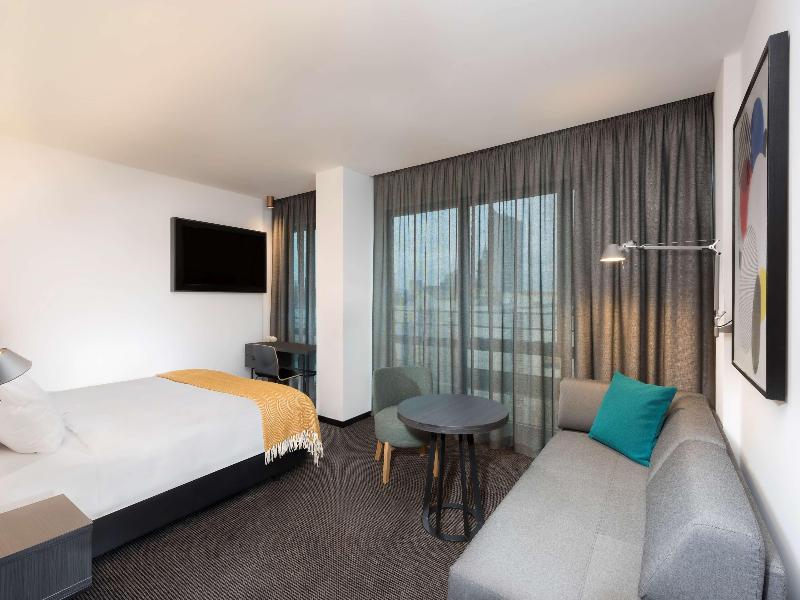 Adina Apartment Hotel Leipzig image