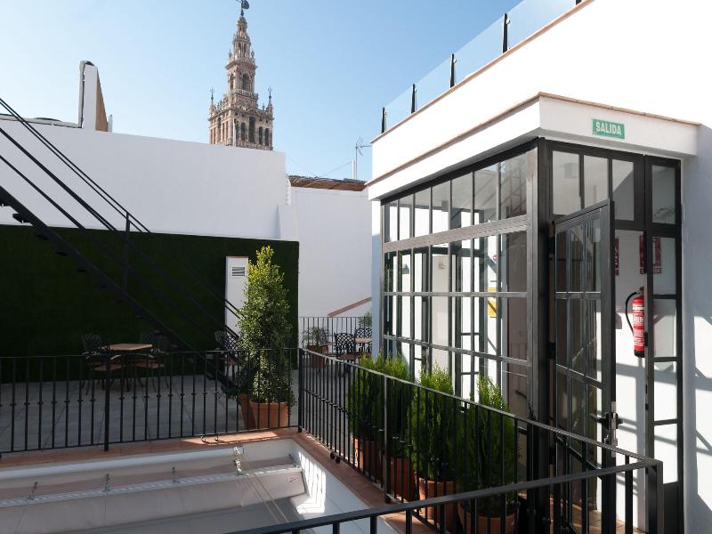 Suites Murillo Catedral image