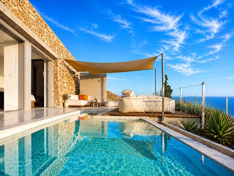 Santorini Heights image