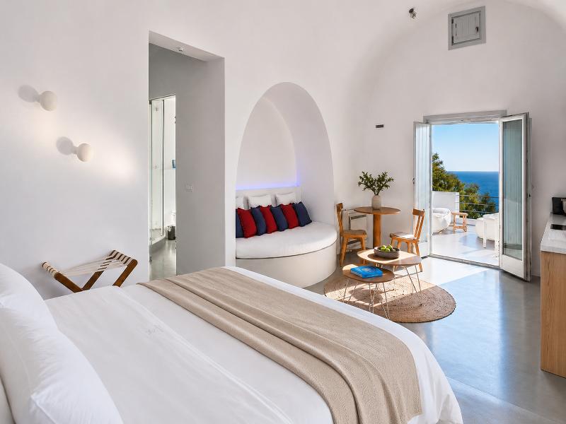 Santorini Heights image