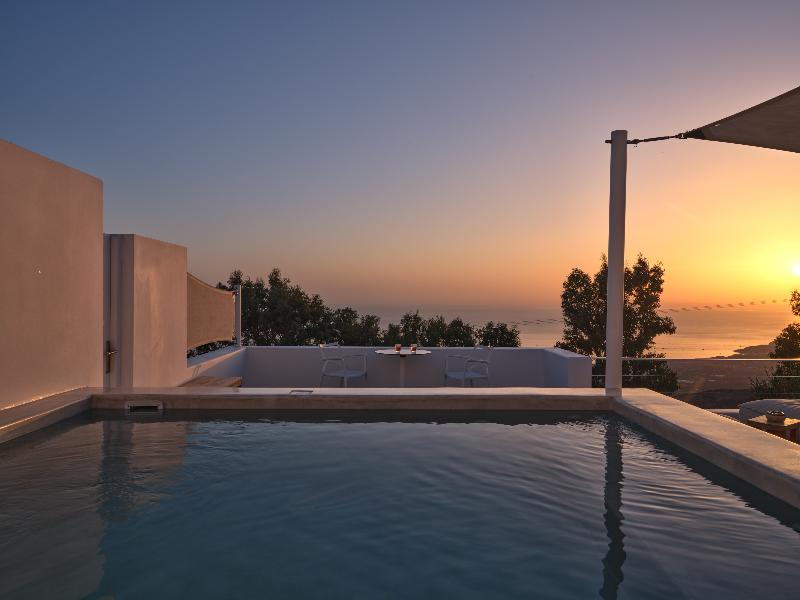 Santorini Heights image