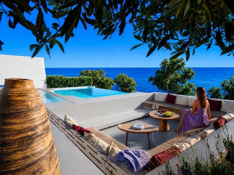 Santorini Heights image