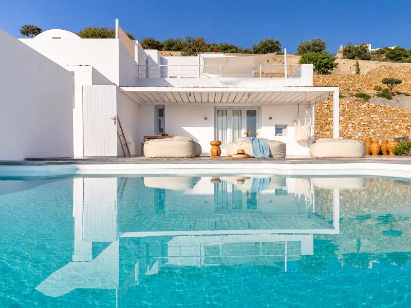 Santorini Heights image