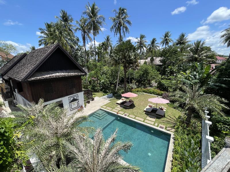 Parasol Blanc Hotel image