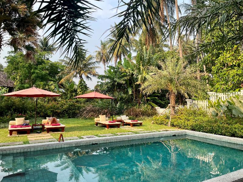 Parasol Blanc Hotel image