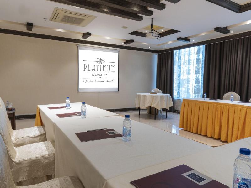 Platinum Suites Hotel Apartments image