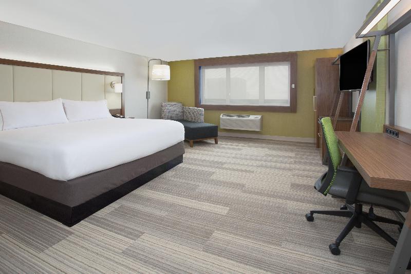 Holiday Inn Express Dayton Sw University Area image