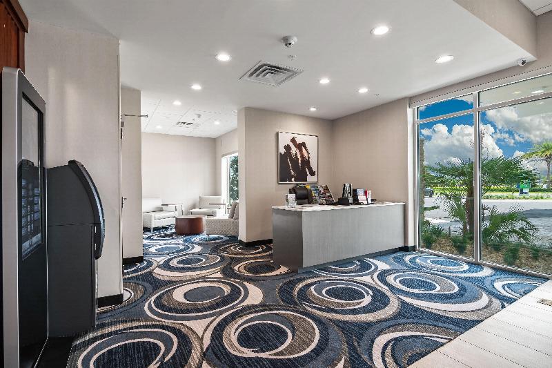 Holiday Inn Express Orlando Lake Buena Vista image