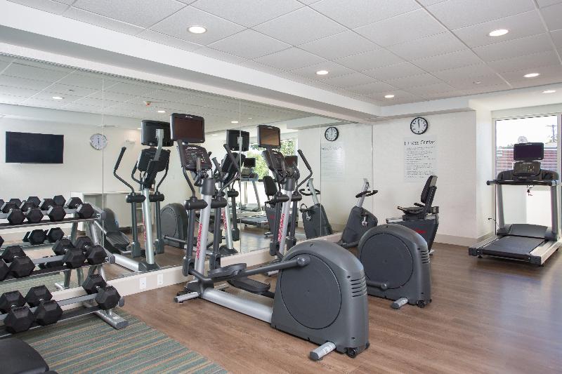 Holiday Inn Express Chelmsford image
