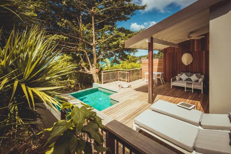 Carana Beach Hotel image
