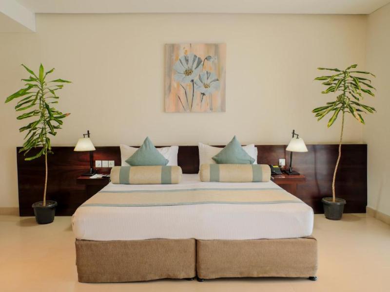 Oak Ray Heritage Hotel image