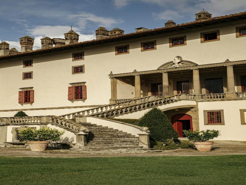 Tenuta Di Artimino Apartments image