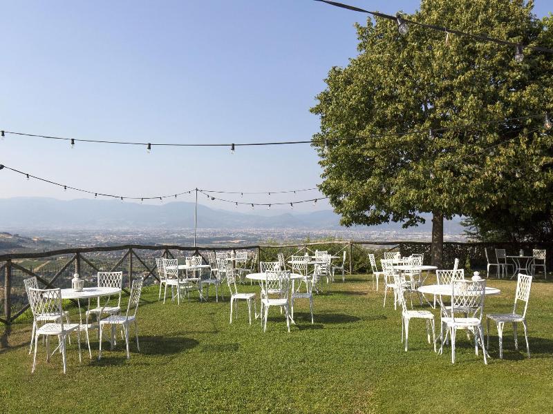 Tenuta Di Artimino Apartments image