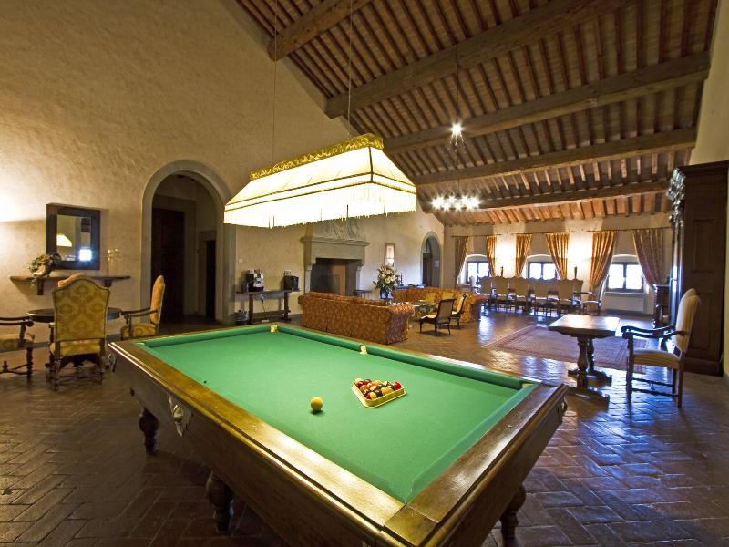 Tenuta Di Artimino Apartments image