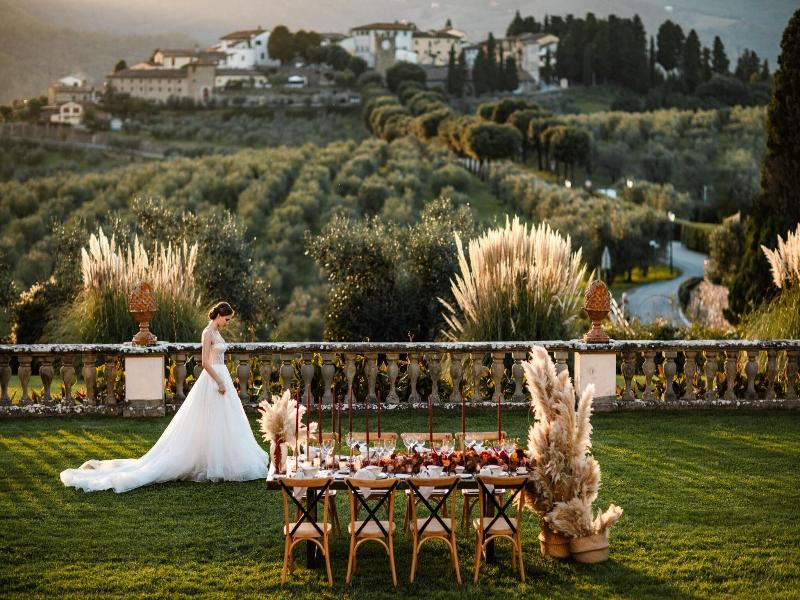 Tenuta Di Artimino Apartments image