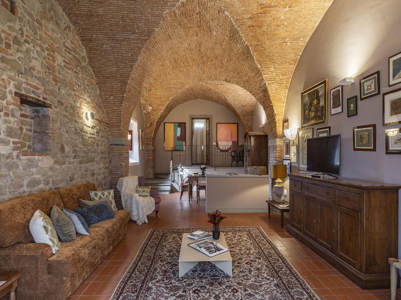 Tenuta Di Artimino Apartments image