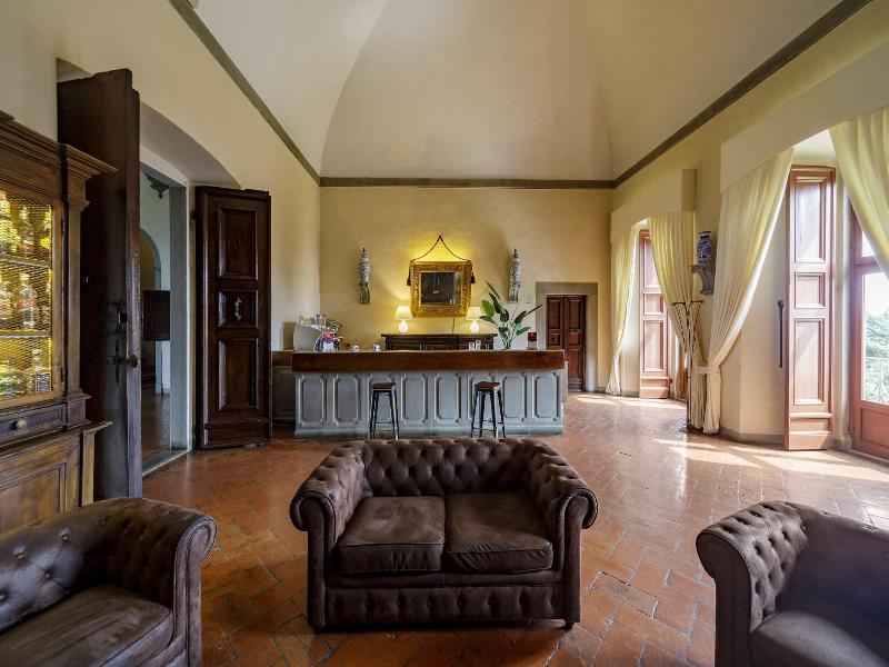Tenuta Di Artimino Apartments image