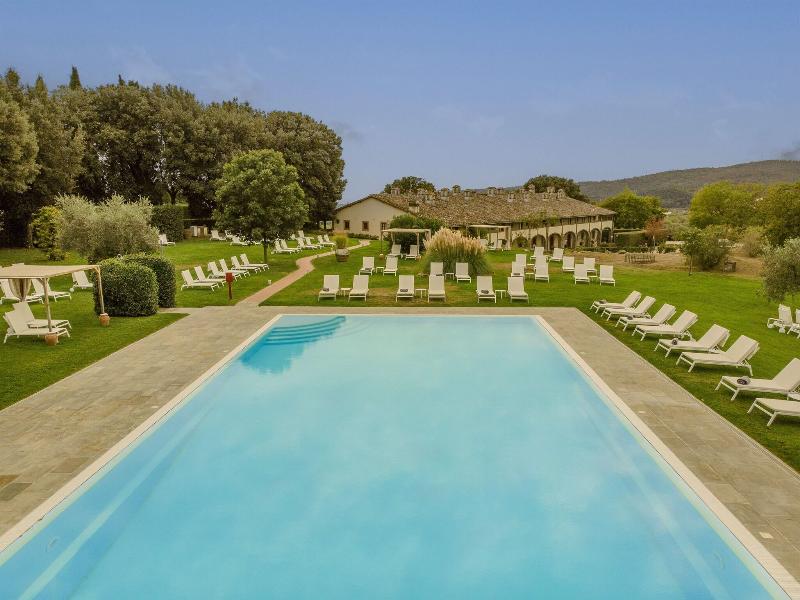 Tenuta Di Artimino Apartments image