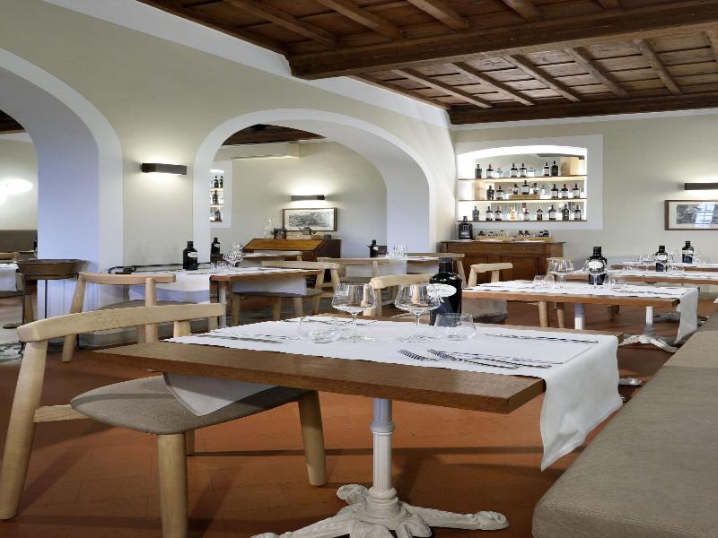 Tenuta Di Artimino Apartments image