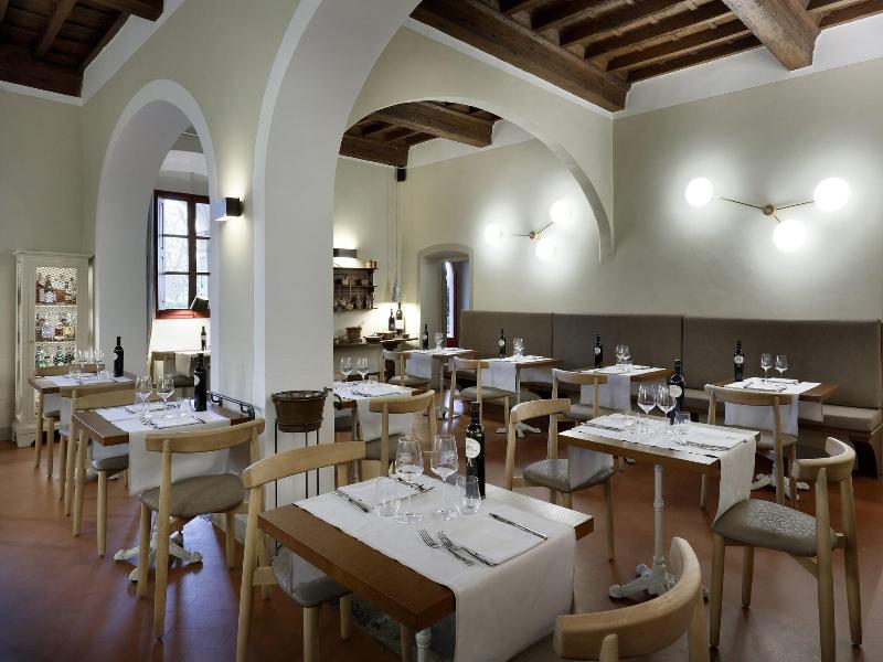 Tenuta Di Artimino Apartments image