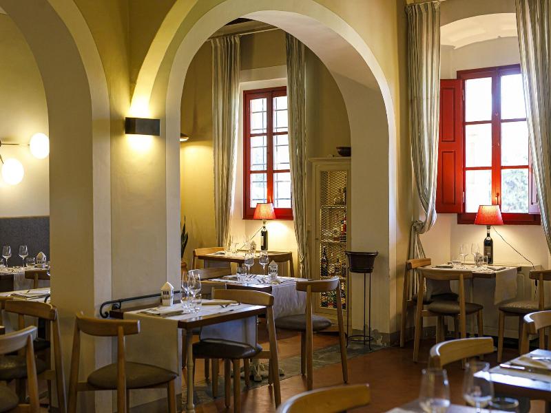 Tenuta Di Artimino Apartments image