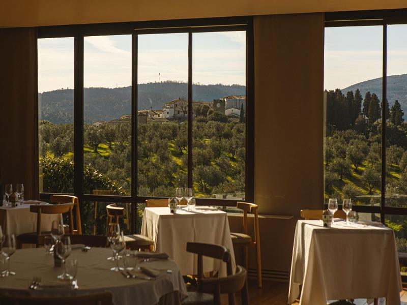 Tenuta Di Artimino Apartments image