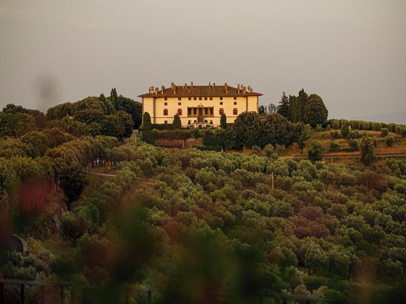Tenuta Di Artimino Apartments image