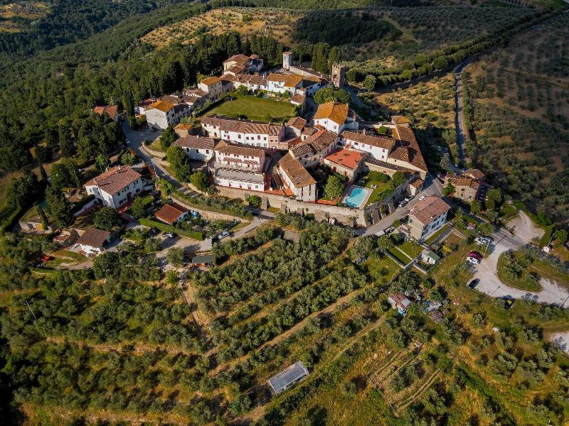 Tenuta Di Artimino Apartments image
