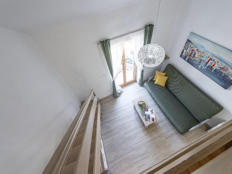 Apartments & Rooms Cina image