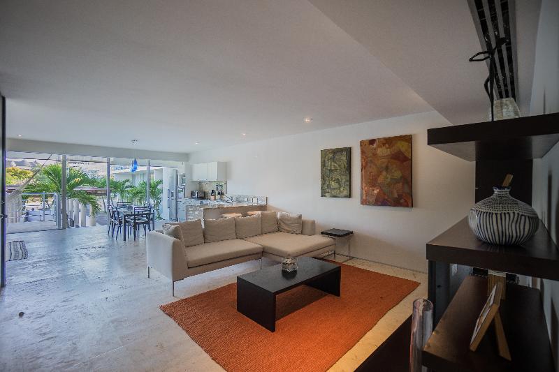 Magia By Riviera Rentals
