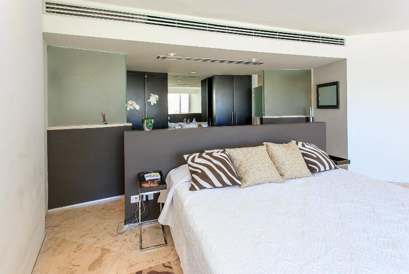 Magia By Riviera Rentals