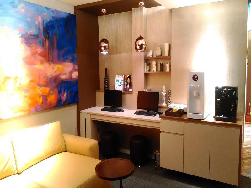 WalkerHotel. Ximen image
