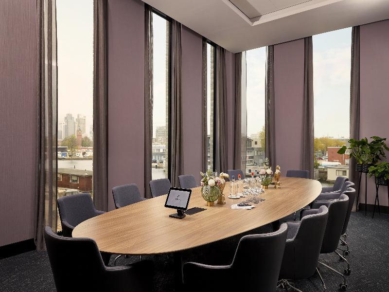 Van der Valk Hotel Amsterdam - Amstel image