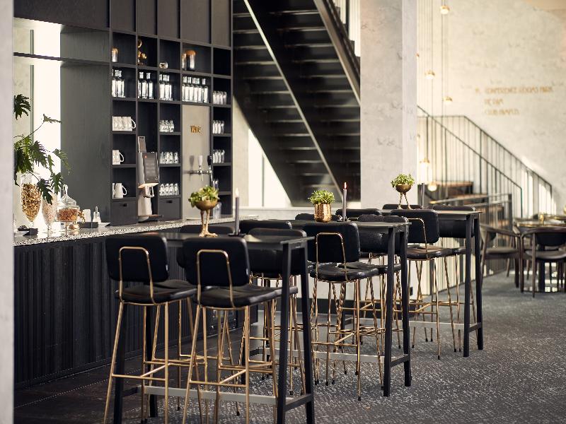 Van der Valk Hotel Amsterdam - Amstel image