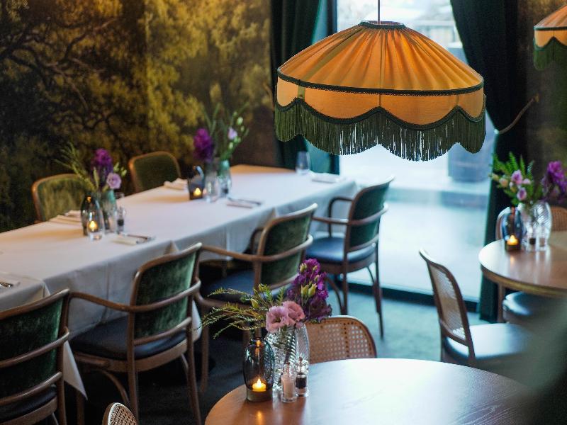Van der Valk Hotel Amsterdam - Amstel image
