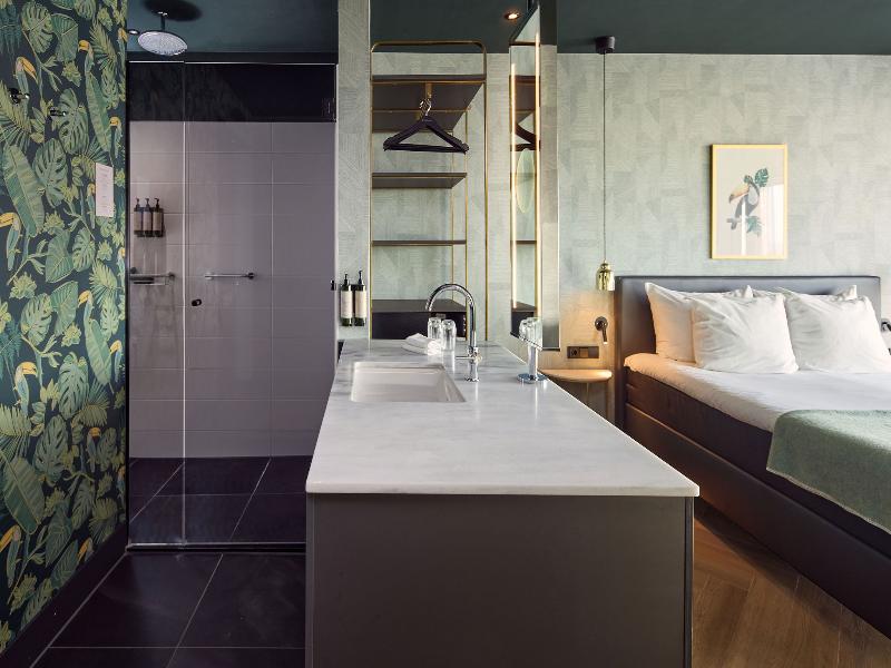 Van der Valk Hotel Amsterdam - Amstel image