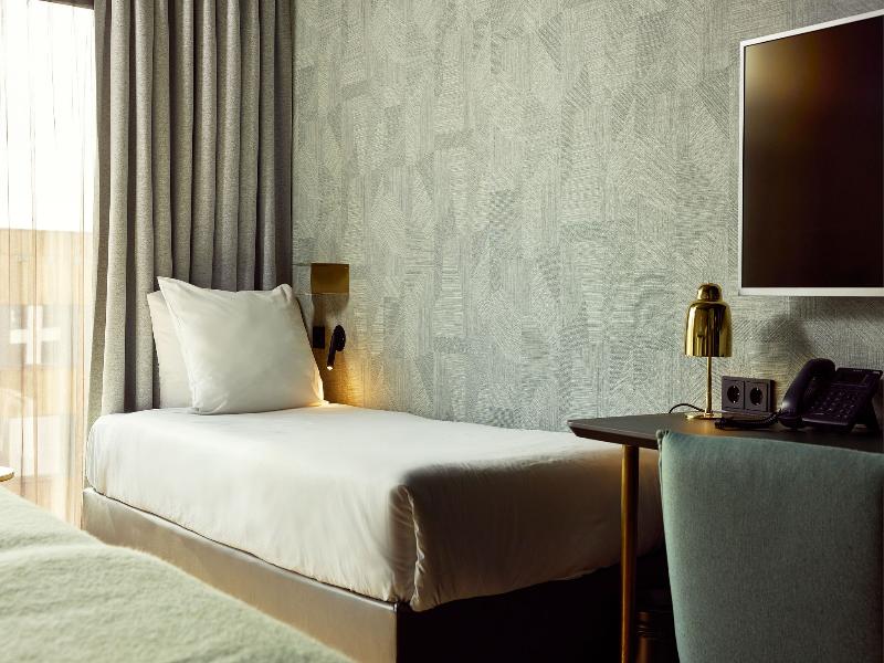 Van der Valk Hotel Amsterdam - Amstel image