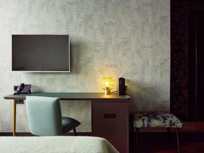 Van der Valk Hotel Amsterdam - Amstel image