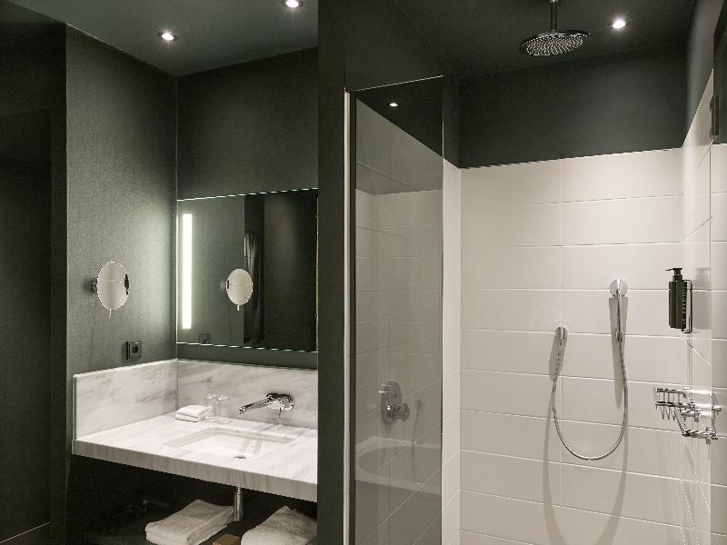 Van der Valk Hotel Amsterdam - Amstel image