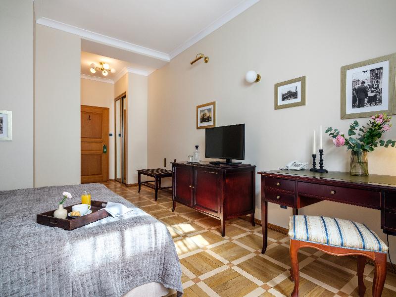 Hotel Maltanski image