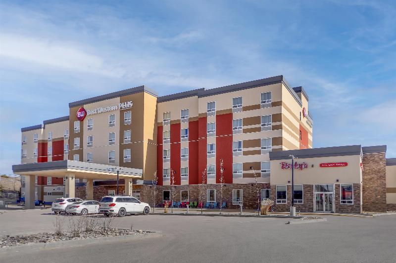 Best Western Plus Hinton Inn & Suites image