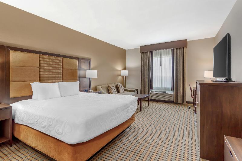 Best Western Plus Hinton Inn & Suites image