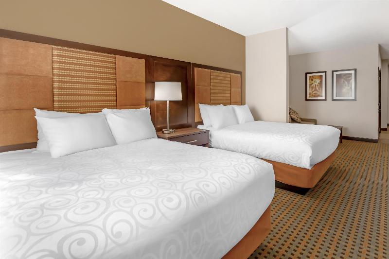 Best Western Plus Hinton Inn & Suites image
